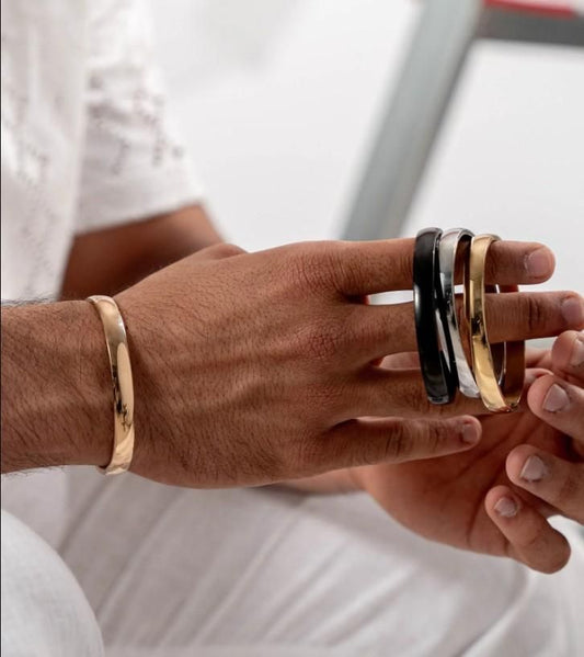 Stylish Stainless Steel Kada Bracelet For Men - Free Size